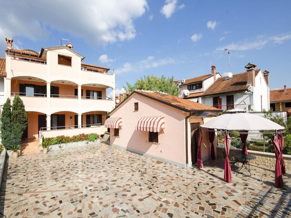 Apartments Patricija Ровинь Экстерьер фото