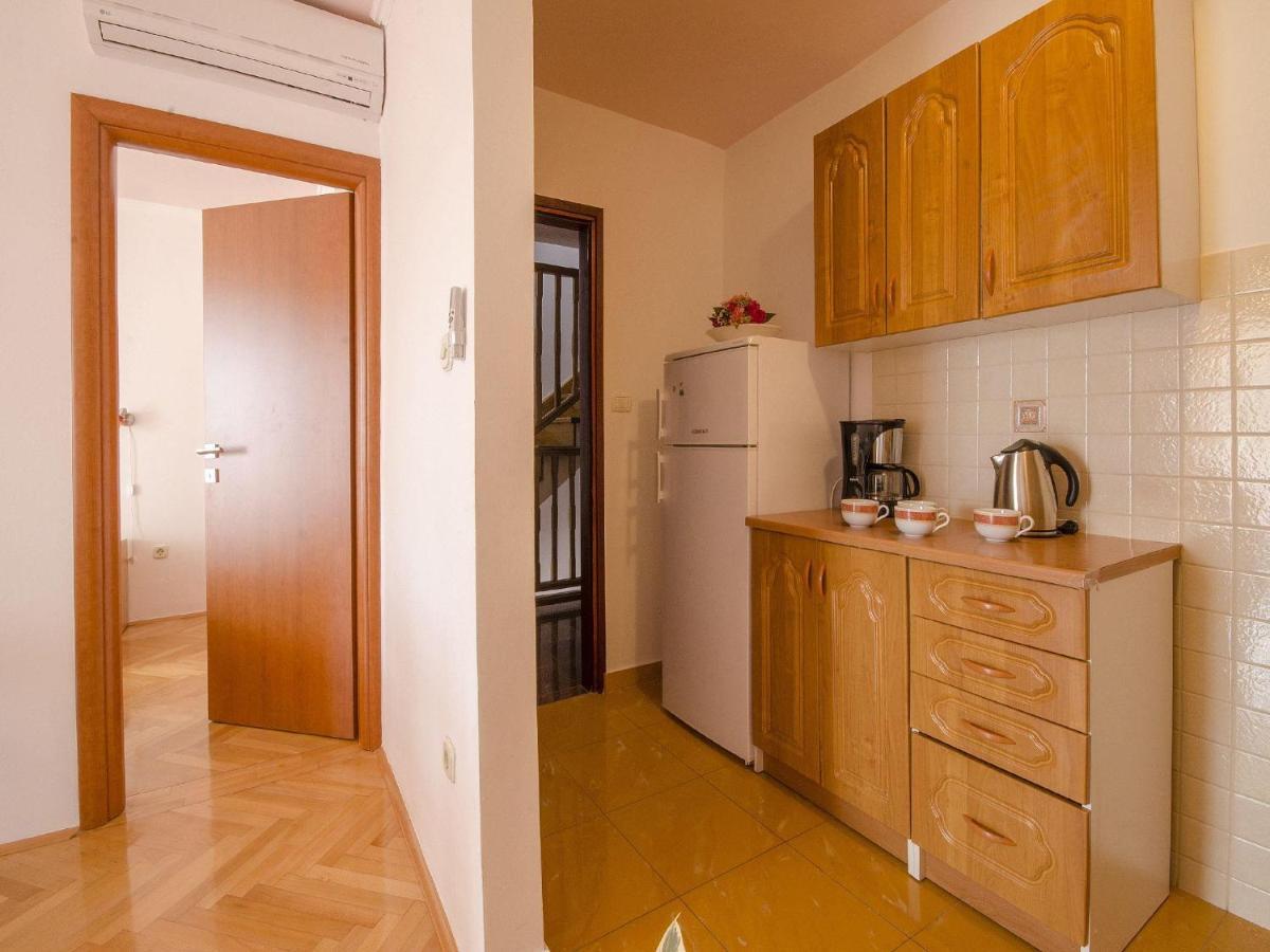 Apartments Patricija Ровинь Экстерьер фото